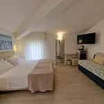 Anthea 3*