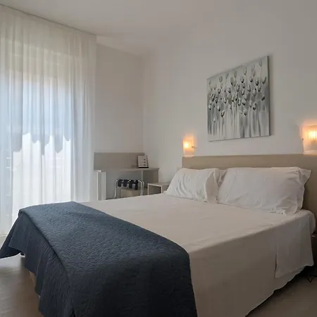 Anthea Hotel 3*
