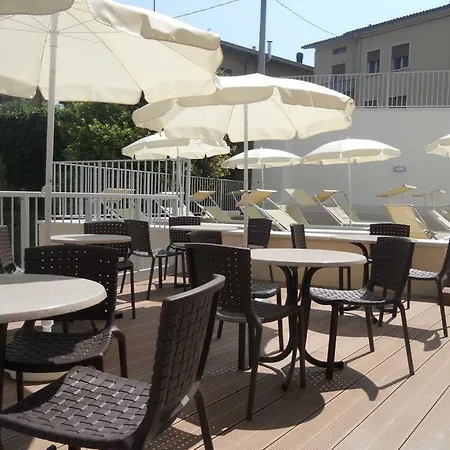 Anthea Garda (Verona)