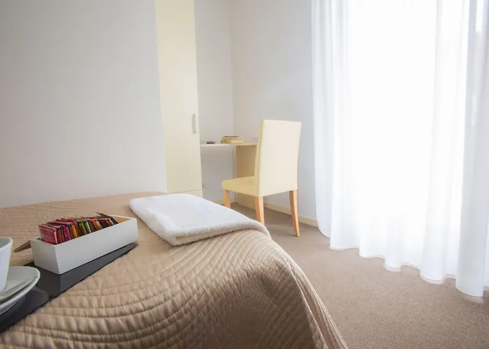 Anthea 3* Garda (Verona)