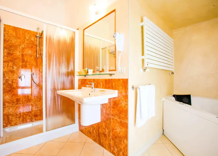 Anthea Szálloda Garda