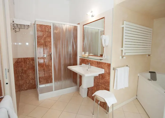 Hotel Anthea 3*