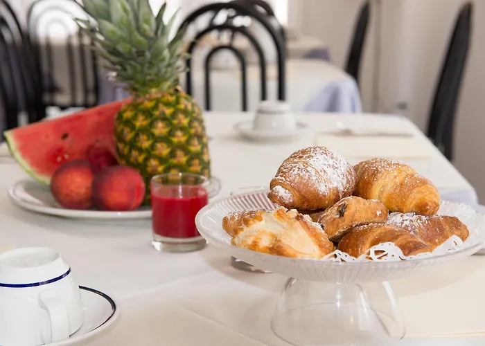 Anthea 3* גארדה